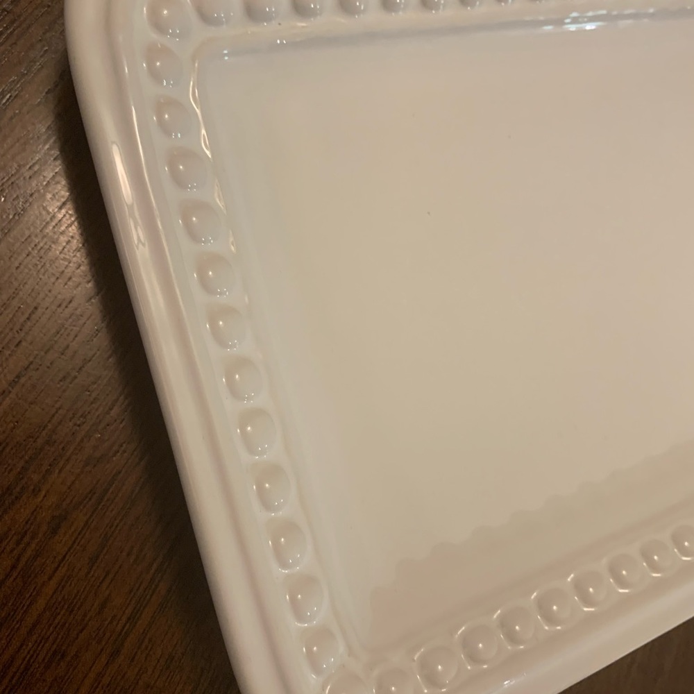 14 x 7 white serving plate.